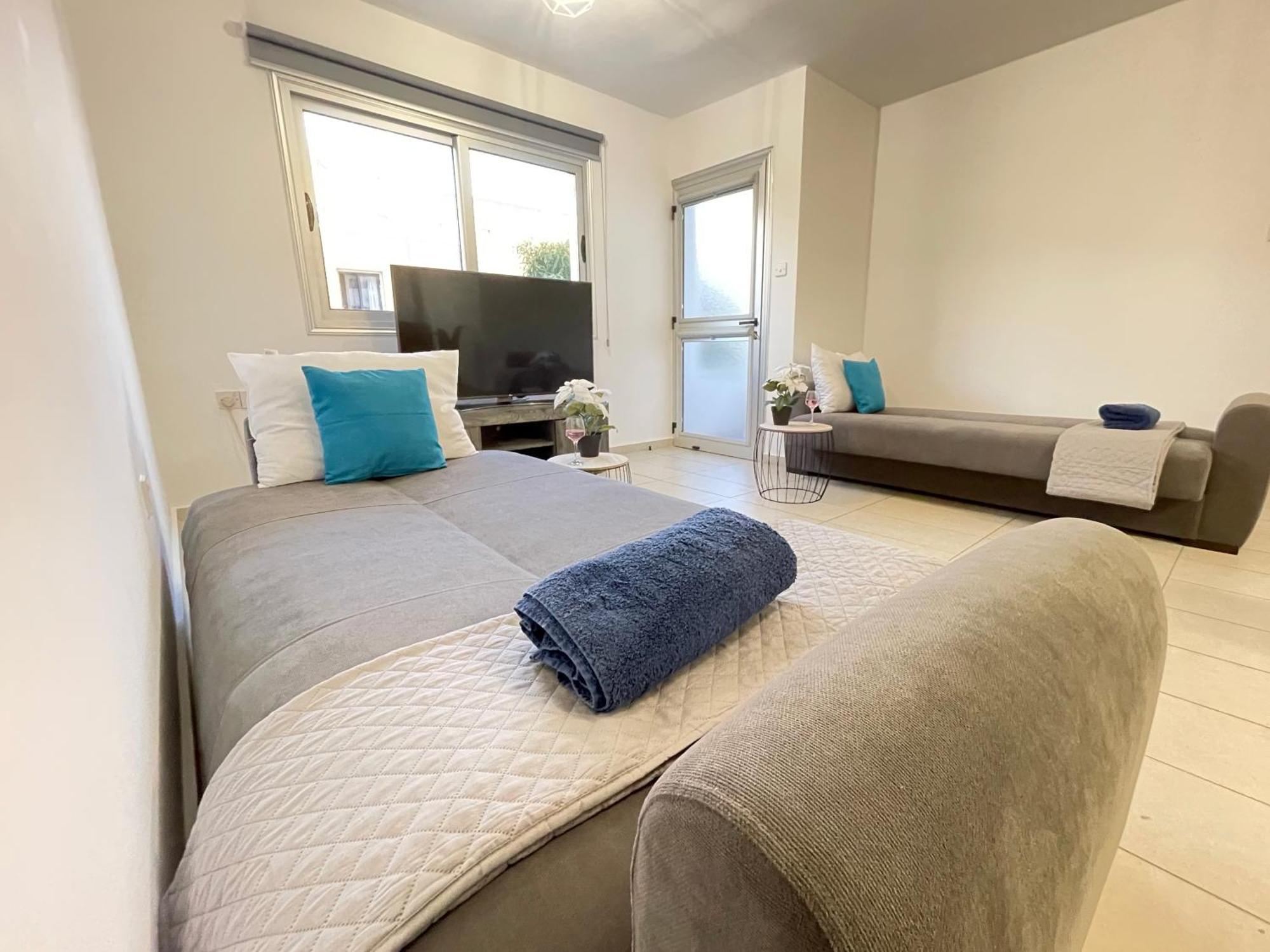 Aurora Holiday Apartment - أيا نابا المظهر الخارجي الصورة