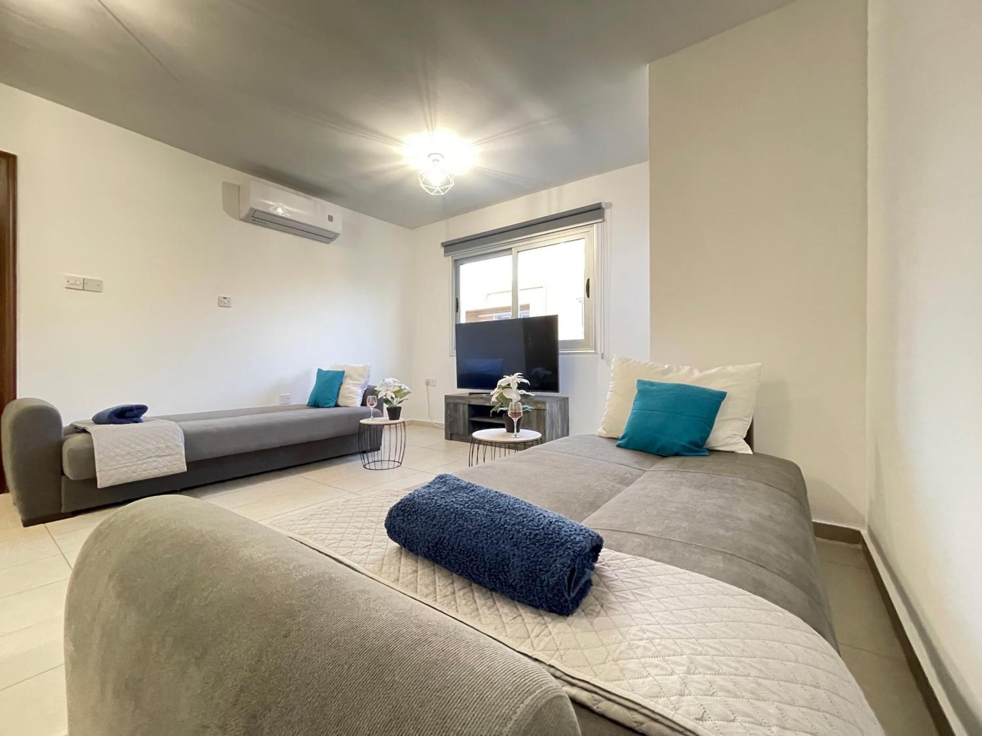 Aurora Holiday Apartment - أيا نابا المظهر الخارجي الصورة